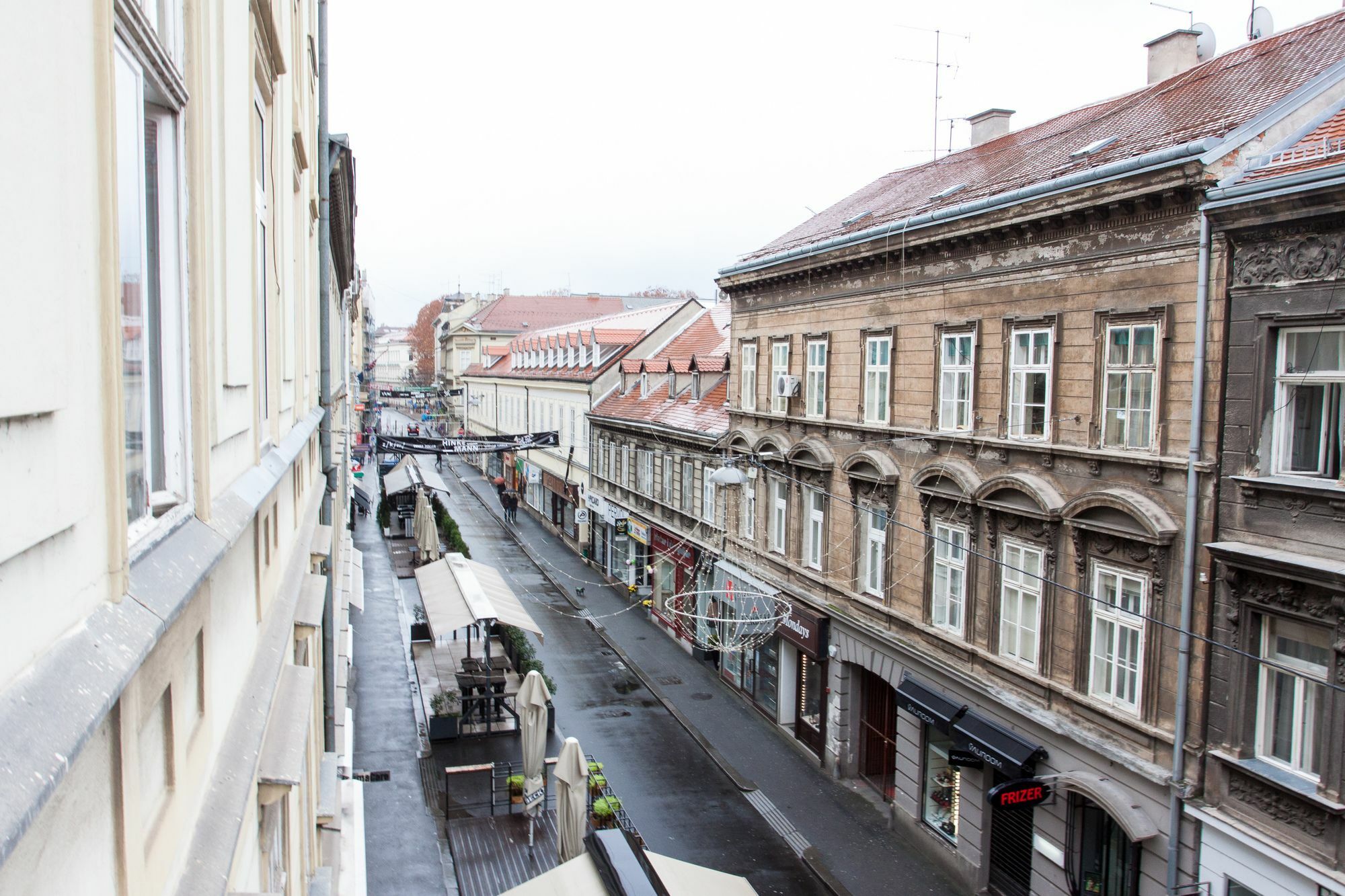 Tesla Boutique Apartments & Rooms Zagreb Buitenkant foto